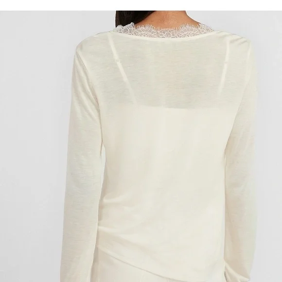 Express Relaxed Lace Pieced V-Neck Tee NWT S - Picture 3 of 11